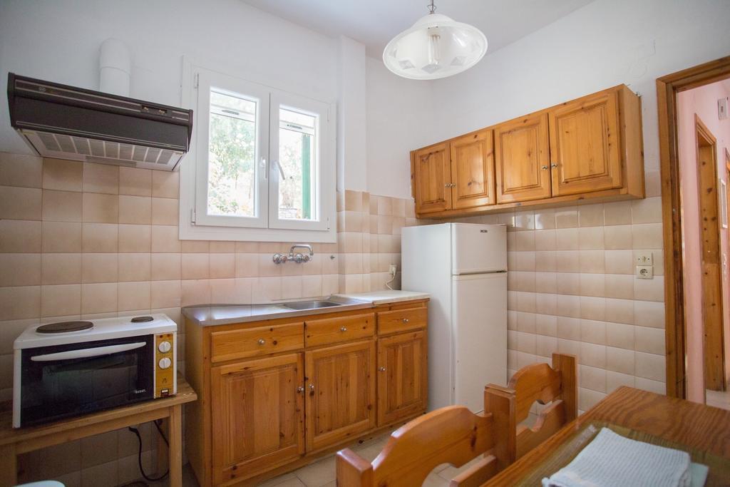 Villa Rita & Helena Kalámi Rom bilde